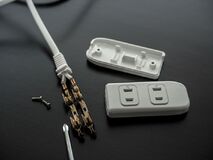 探偵が教える！自宅で盗聴器を発見したらすぐに取るべき行動