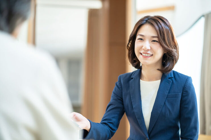 明瞭な金額